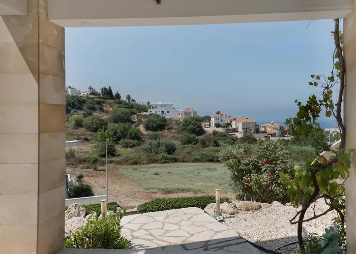 Phaedrus Living Seaview Hilltop Maisonette Holiday home